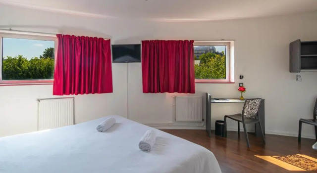 Двухместный номер Standard Hotel CIS Paris Kellermann