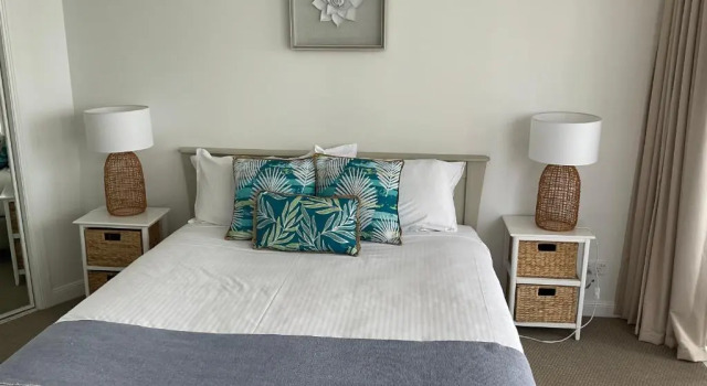 Апартаменты Broadbeach Holiday Apartments, Store 19