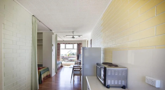 Oyster Court Apartments