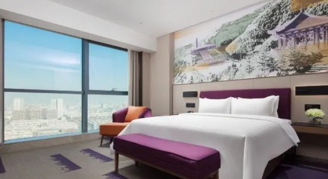 Люкс Business Hampton by Hilton Yinchuan GIorious Center
