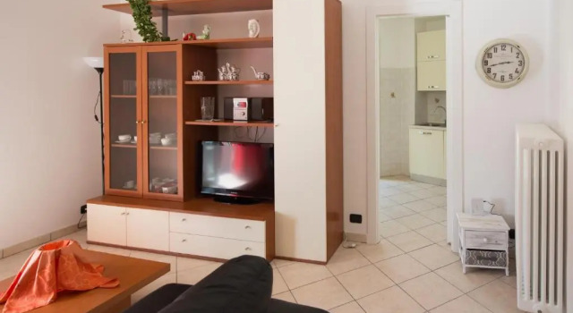 Pinky House, Book Hotel Nesso Como