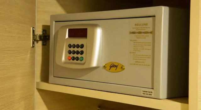 Номер Standard KVM Hotels