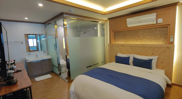 Семейный люкс SKY Hotel
