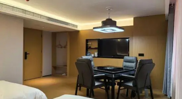 Люкс Deluxe Zheng'an Yunzhi Hotel (Lixiangcheng)