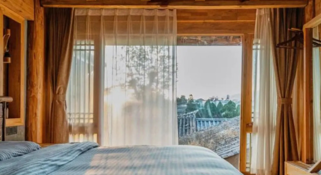 Floral Hotel Huize AD 1727, Buchen Sie Hotel Qujing Yunnan