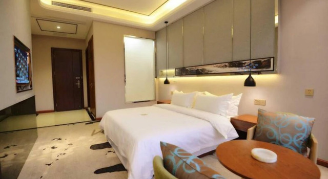 Guangzhou Changhe Hotel