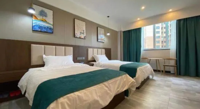 Yijia Hotel
