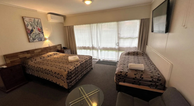 Студия Deluxe Airport Westney Lodge
