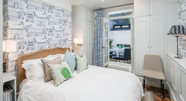 JOIVY Charming 1BR flat w Patio in the Heart of Pimlico