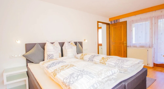 Gabi Wenns in Wenns With 3 Bedrooms and 1 5 Bathrooms, Rezervovat Hotel Hotely v Tyrolsko s parkováním, Parkování