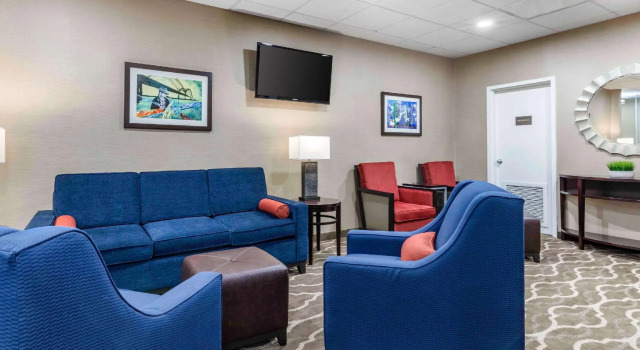 Comfort Inn Memphis Downtown, Buchen Sie Hotel Memphis Tennessee, in der Nähe von Magevney House
