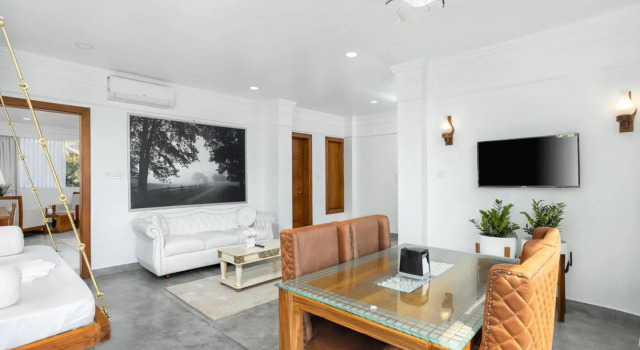 HOTEL WHITE HOUSE, Munnar