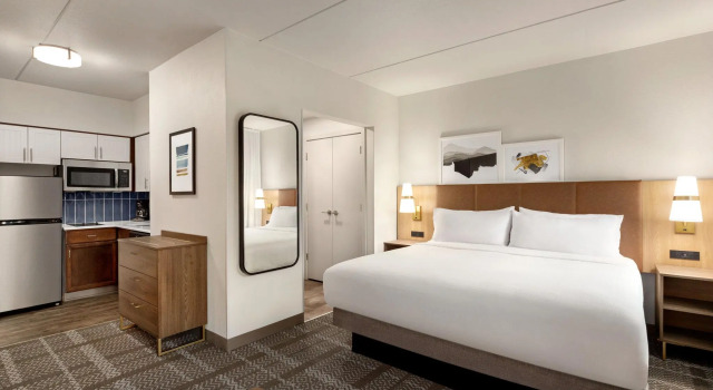 Двухместный люкс Staybridge Suites Quantico-Stafford by IHG