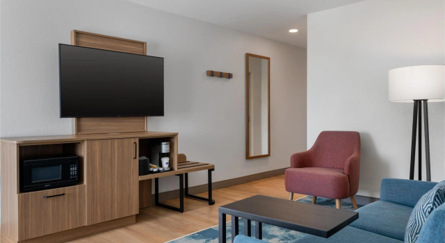 Двухместный люкс с 2 комнатами Hampton Inn Owensboro