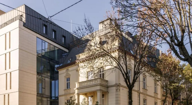 Maestral, Buchen Sie Hotel Lwiw Region Lviv