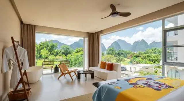 Семейный люкс с видом на реку Yangshuo Yuyuan Resort （Shili Gallery &Yulong River）