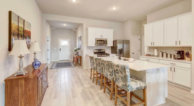 Коттедж Bastrop Home w/ Yard, 28 Mi to Austin
