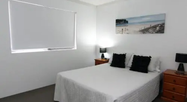 Breakers 8 - Main Beach Location!