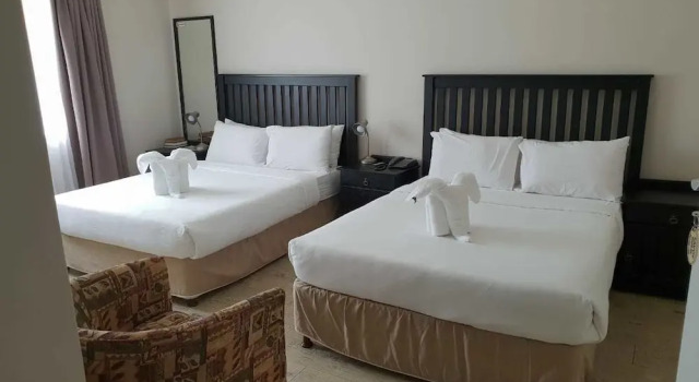 Savoy hotel, Забронировать Отель Отели Джеффрис-Бей с завтраком, Завтраки