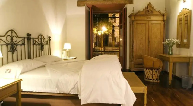 Номер Standard с балконом Hotel Boutique Posada La Basilica