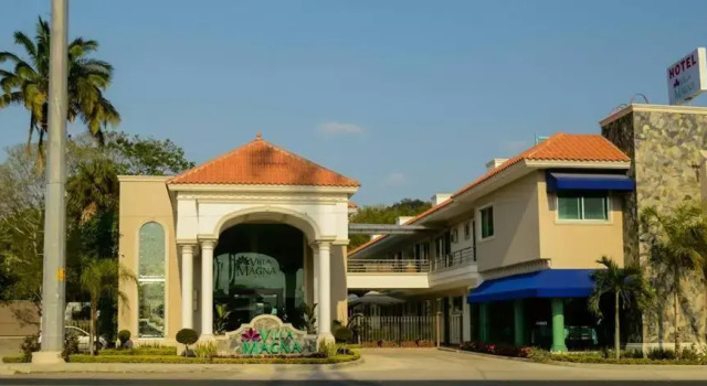 Номер Deluxe hotel villa magna poza rica