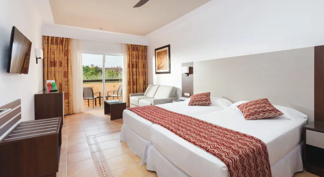 Двухместный номер Standard с балконом Hotel Riu Funana - All Inclusive