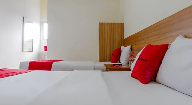 Standardní Rodinný pokoj RedDoorz Plus @ Surapati 2