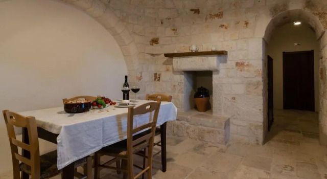 Коттедж с 2 комнатами Almapetra Trulli Resort