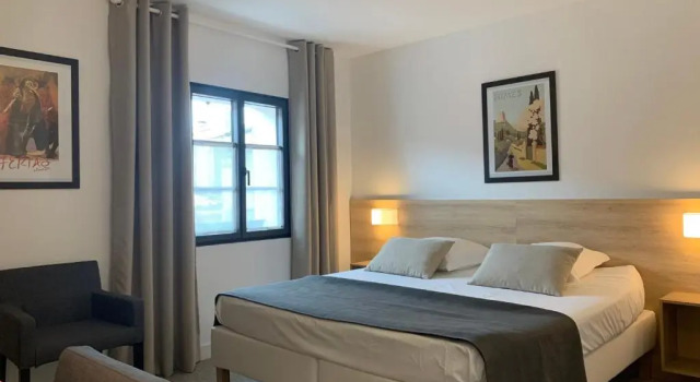 Апартаменты c 1 комнатой Appartements 3 étoiles terrasse ou patio intra-muros