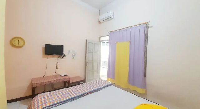 Camera Superior Homy House Semarang