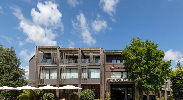 Hotel Du Roi Arthur, Rezerwuj Ośrodek wypoczynkowy  