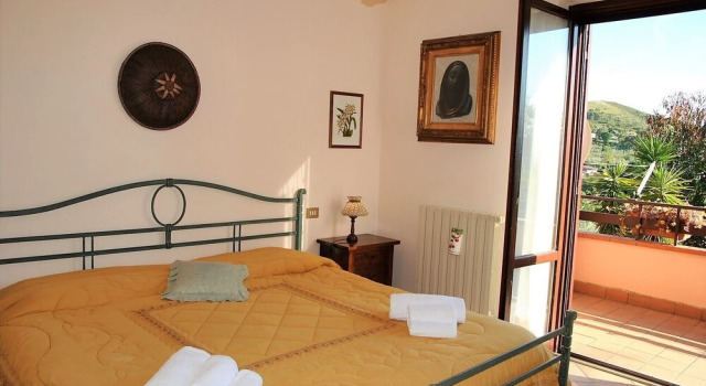 Villa Vallereale Beautiful Garden and Private Pool 9 km From Sperlonga, Rezervovat Vila Hotely v Lazio s parkováním, Parkování