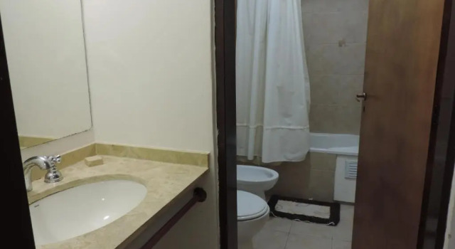 Апартаменты Цокольный этаж Apart-Hotel Giberts House
