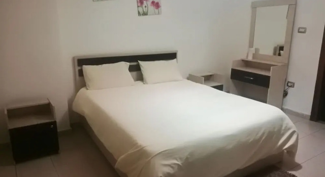 Апартаменты Deluxe с 2 комнатами с балконом Dair Ghbar Apartment