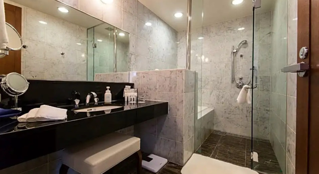 Двухместный люкс c 1 комнатой ANA Crowne Plaza Yonago by IHG