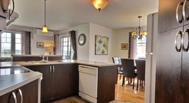 Номер Comfort NOUVEAU Condo 4 et demi Vaudreuil-Dorion