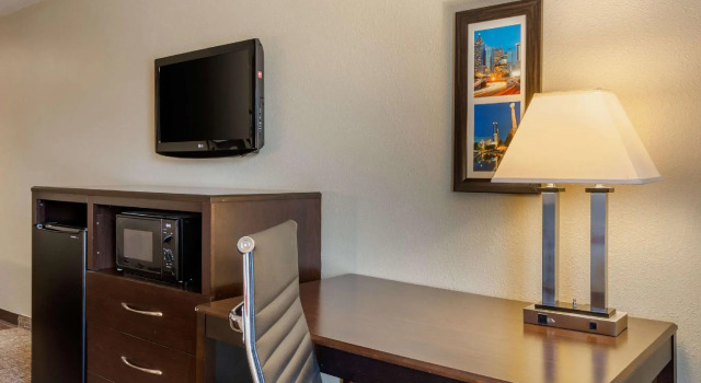 Четырёхместный номер Standard Comfort Inn & Suites Perry National Fairgrounds Area