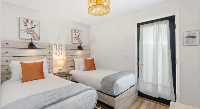 Parkside Paradise, Забронировать Дом для отпуска Отели Скотсдейл с парковкой, Парковка