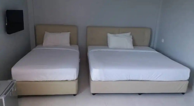 Трёхместный номер Standard DLima Beach Inn