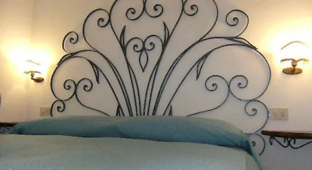 Villa Mimosa, Book Villa Villaer i Capri, Villa