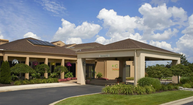 Courtyard by Marriott Detroit Troy