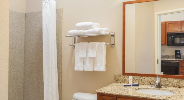 Люкс Candlewood Suites Georgetown by IHG
