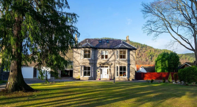 Inchgeal Lodge Ballater Royal Deeside, Prenota Casa vacanze Ballater 