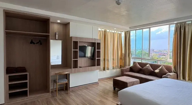 Семейный номер Standard с 2 комнатами KM Kwanphayao Hotel