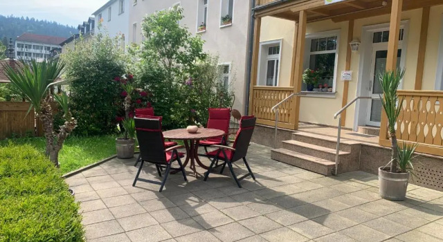 Ferienwohnung Elsterveilchen 100 m bis zur Soletherme und Theater