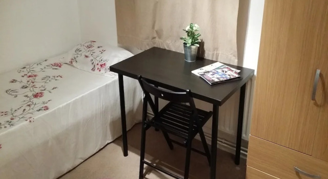Oneroom