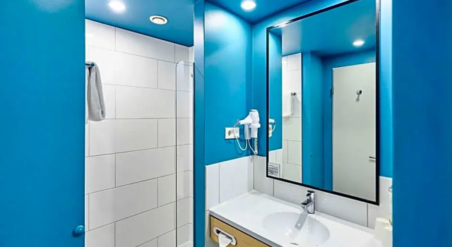 Номер Business Premier Inn Würzburg