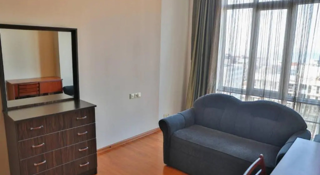 ?2Br Stylish Apt W Balcony In The Heart Of Batumi?, Book Hotel Batumi 