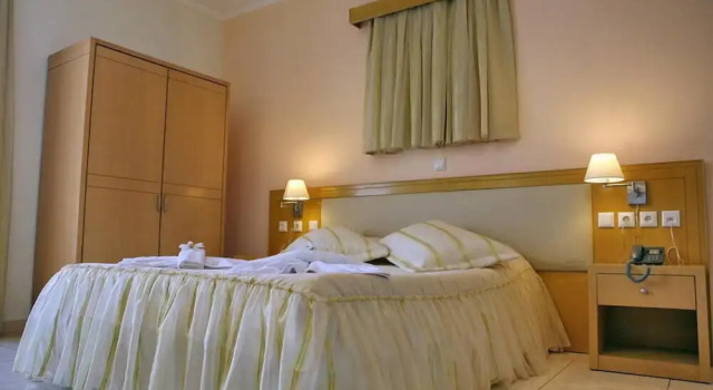 Трёхместный номер Standard Theofilos Classic Hotel