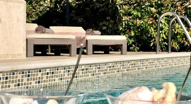Villa "San Servolo House" with sea view and private heated pool, Book Hotel Monte Kruj Istria